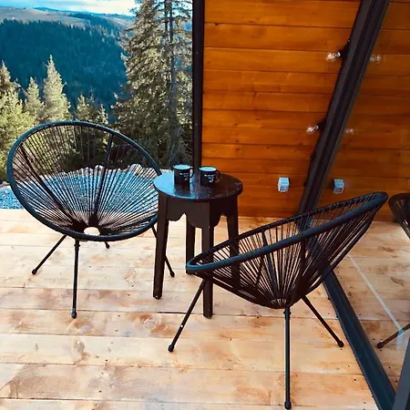 La Koltau A-frame 营地